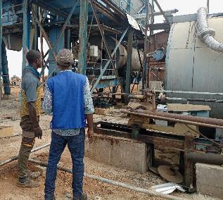 Industrial operations audit field shot 1